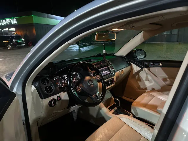 Volkswagen Tiguan - фото 3