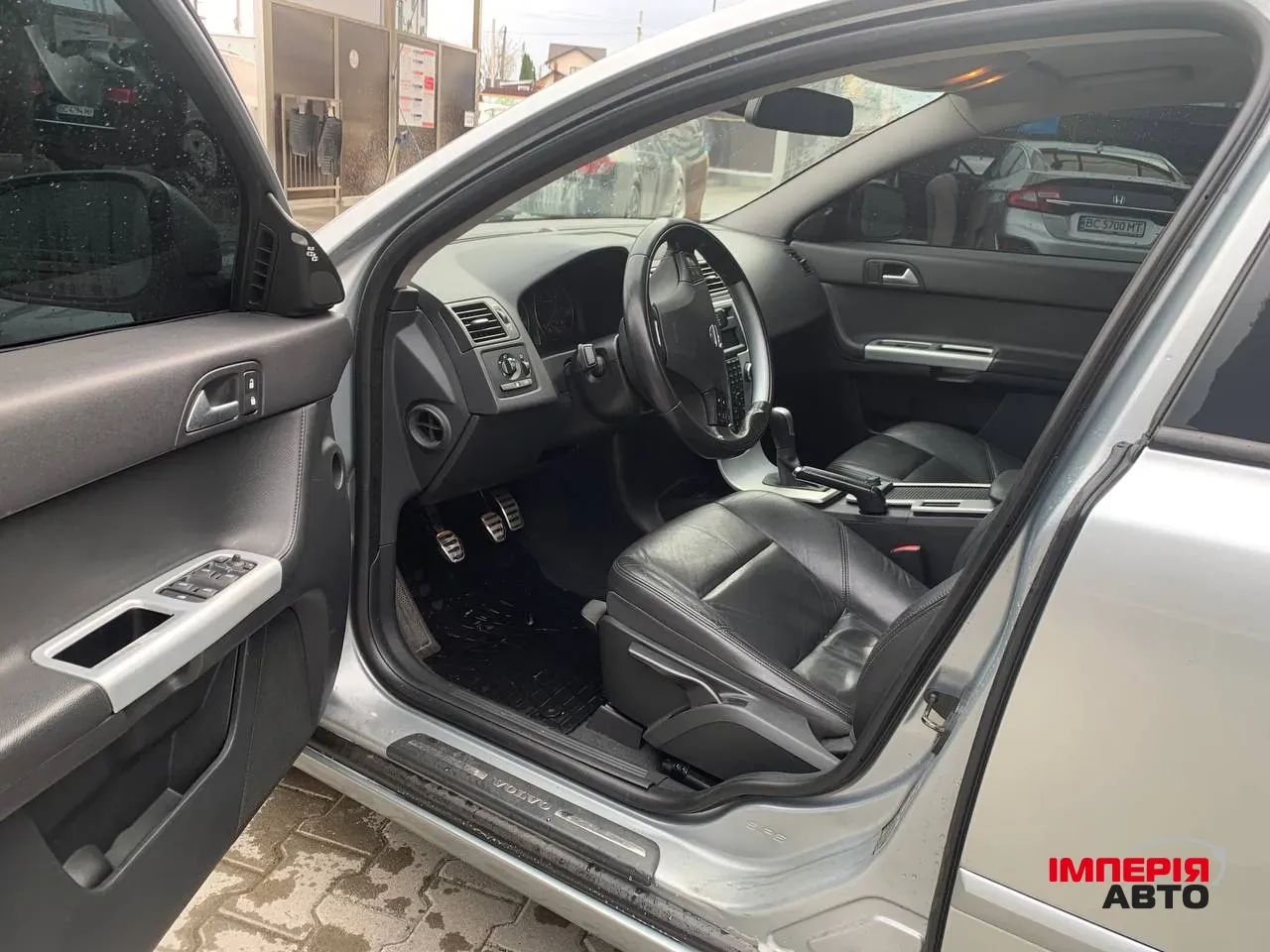 Volvo V50 - фото 7
