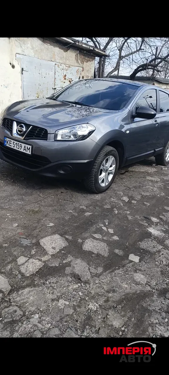 Nissan Qashqai - фото 1