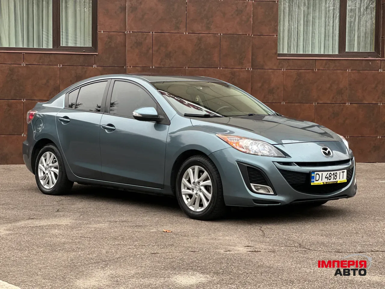 Mazda 3 - фото 3