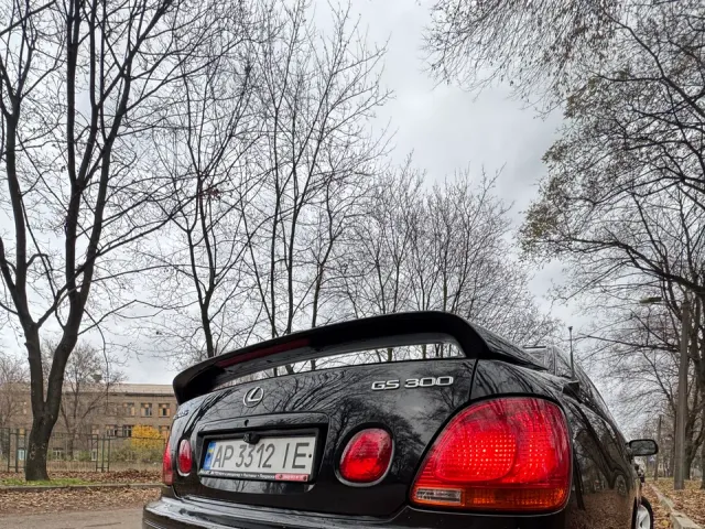 Lexus GS - фото 3