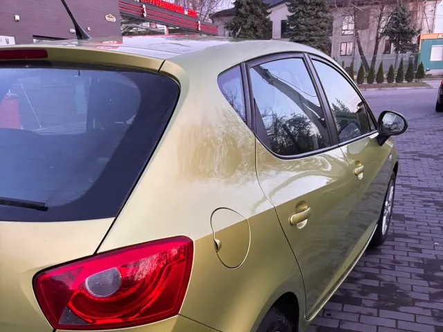 SEAT Ibiza - фото 4