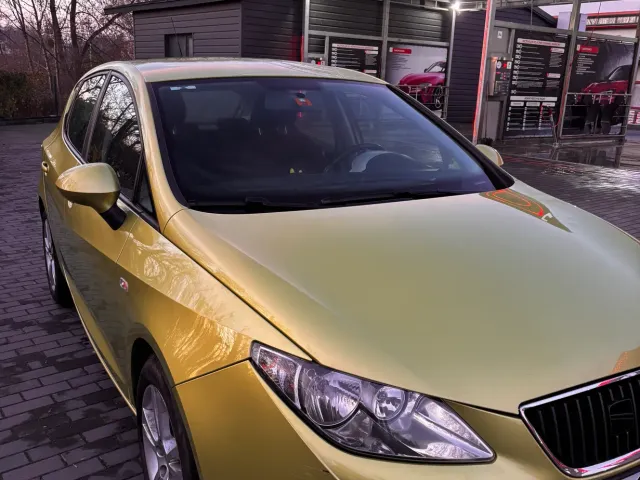 SEAT Ibiza - фото 1