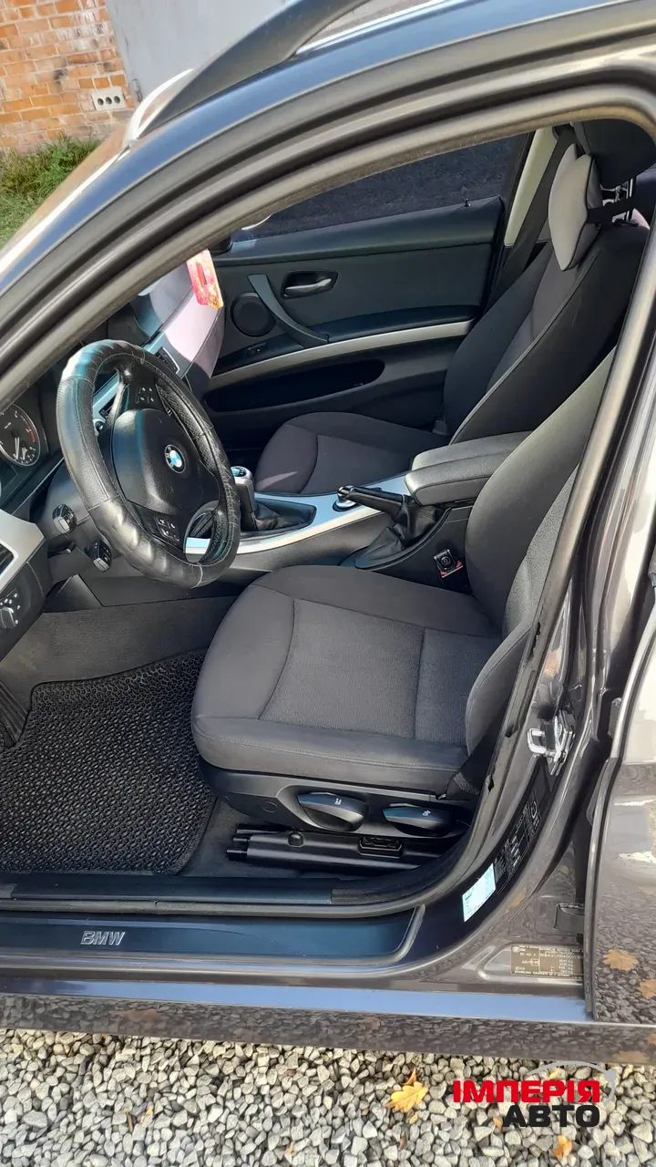 BMW 3 серії - фото 11