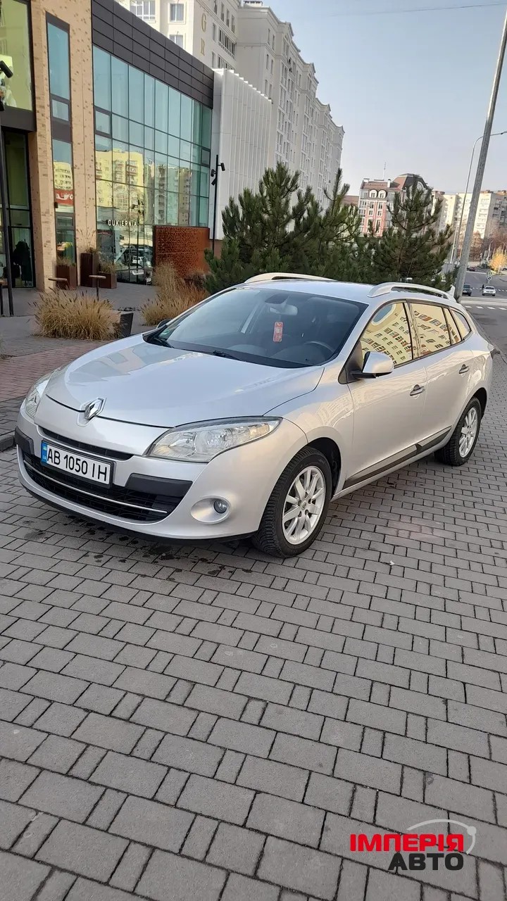 Renault Megane - фото 1