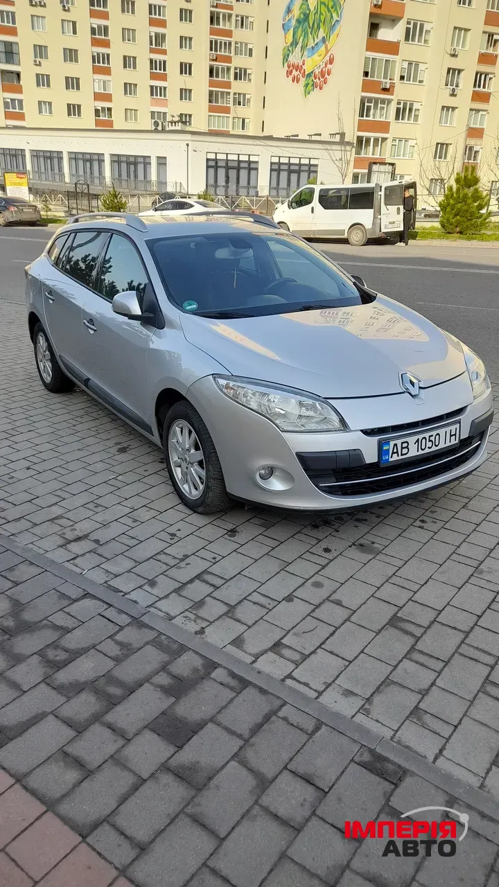 Renault Megane - фото 7