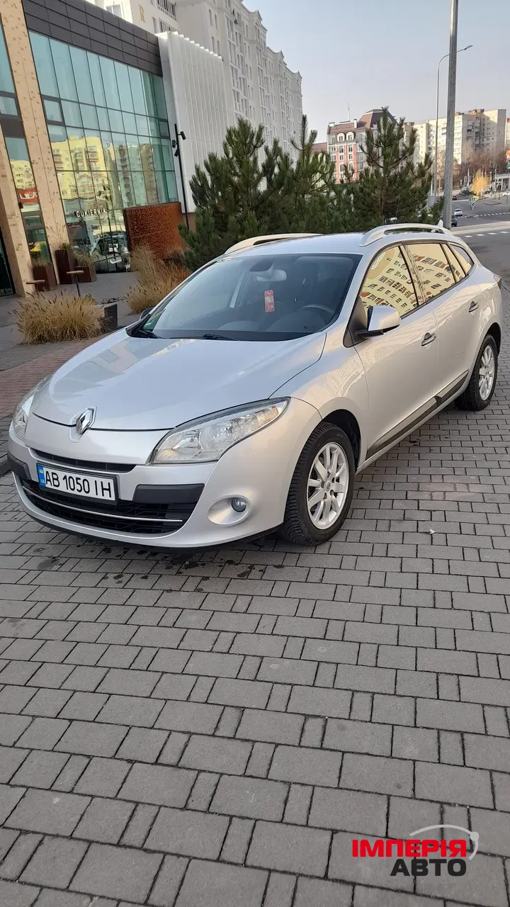 Renault Megane - фото 2