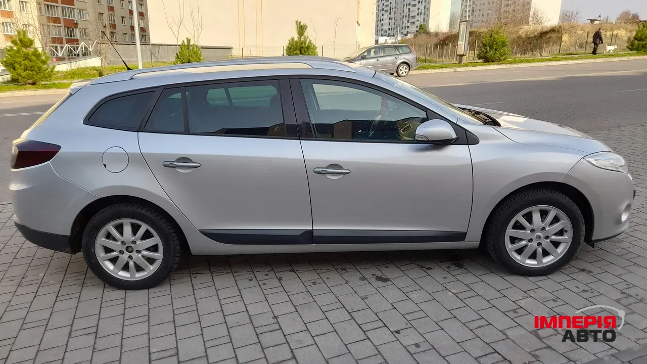 Renault Megane - фото 6