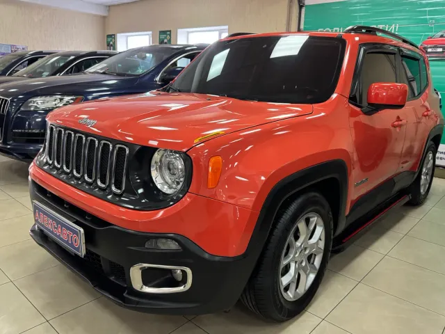 Jeep Renegade - фото 1