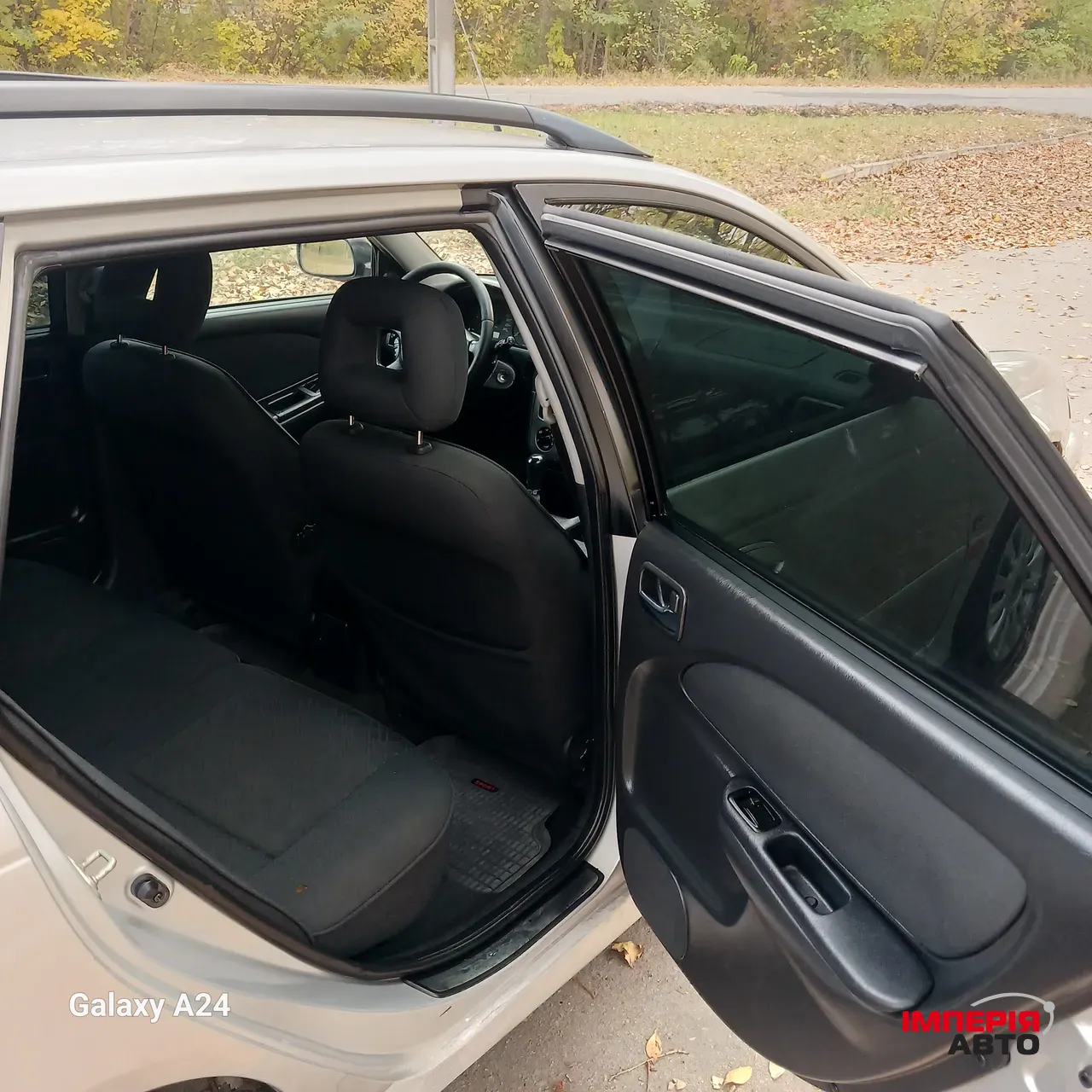 Toyota Avensis - фото 8