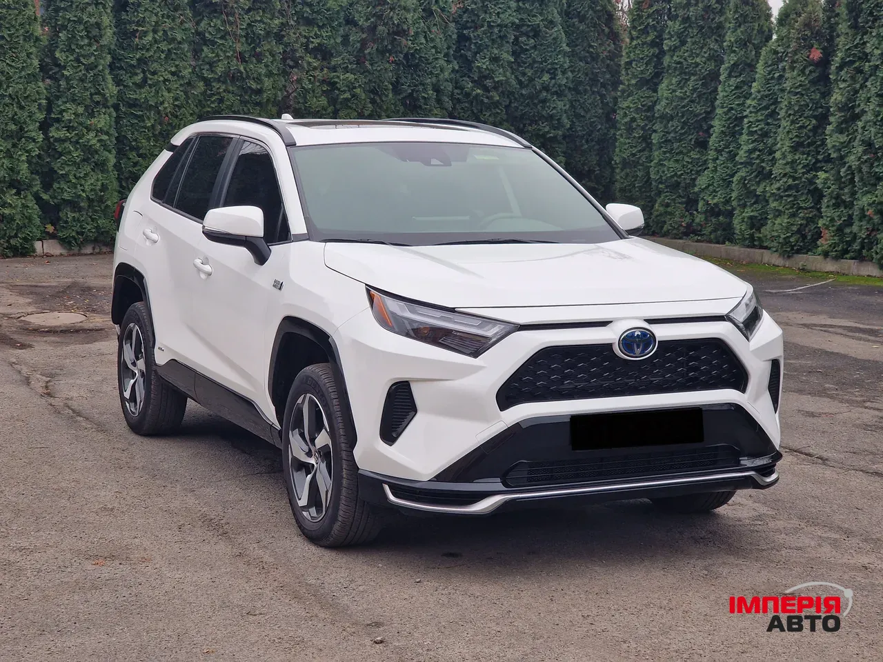 Toyota RAV4 - фото 2