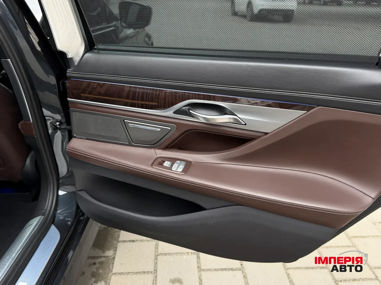 BMW 7 серії - фото 16