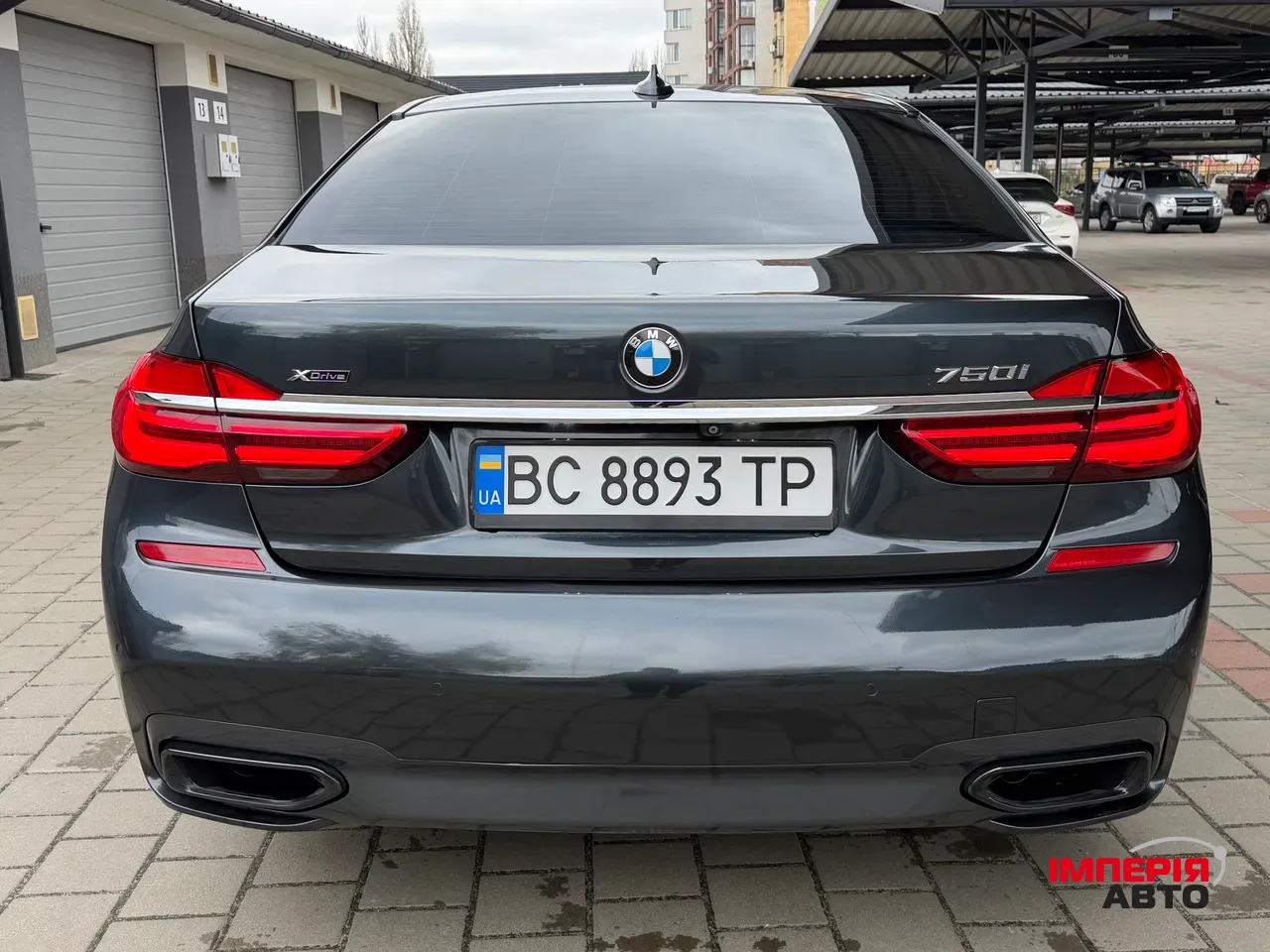 BMW 7 серії - фото 9