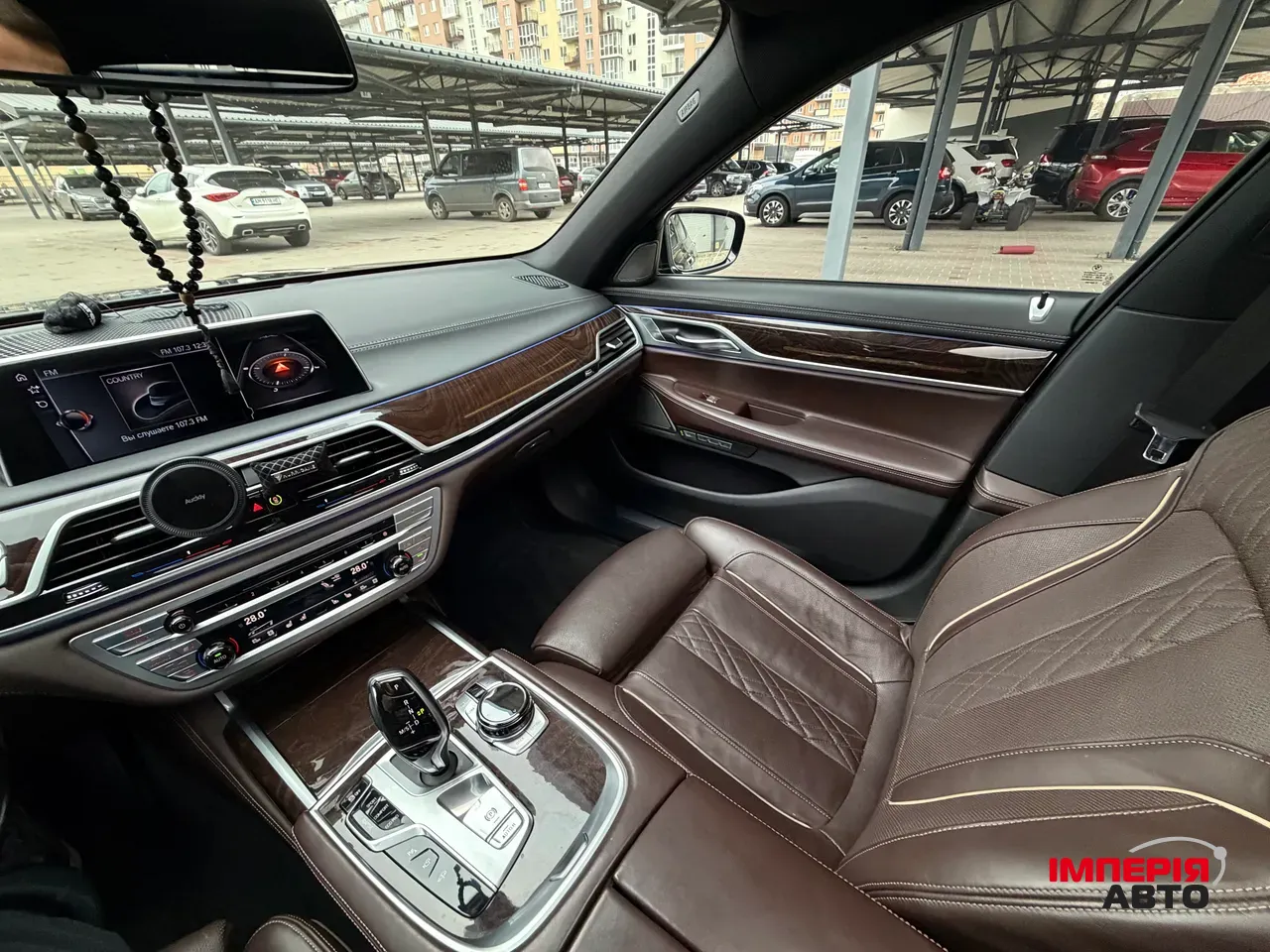BMW 7 серії - фото 25