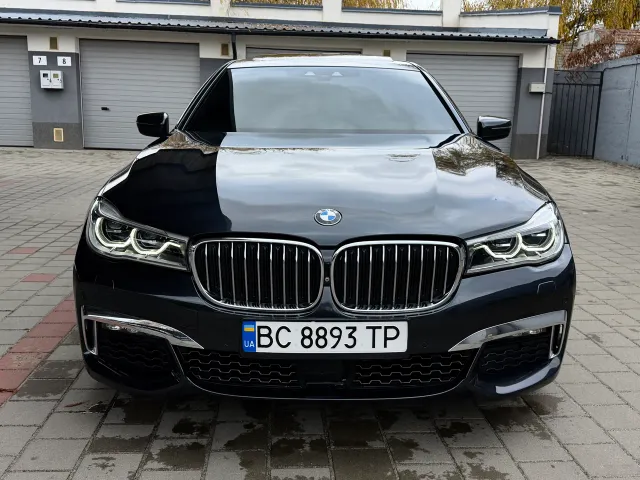 BMW 7 серії - фото 5