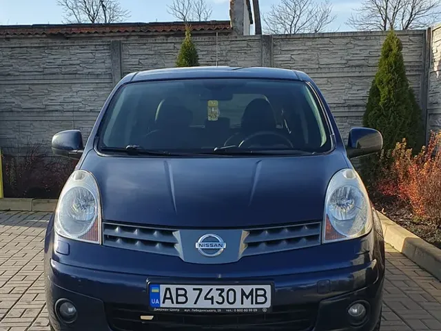 Nissan Note - фото 2