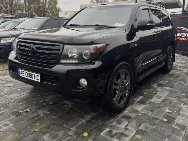 Toyota Land Cruiser - фото 3