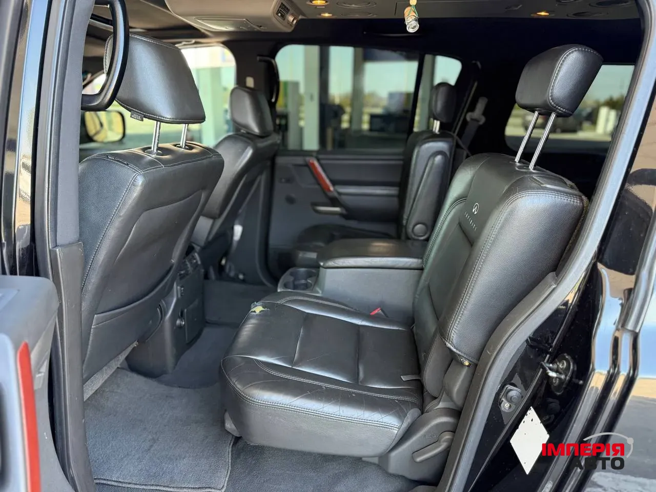 Infiniti QX56 - фото 9