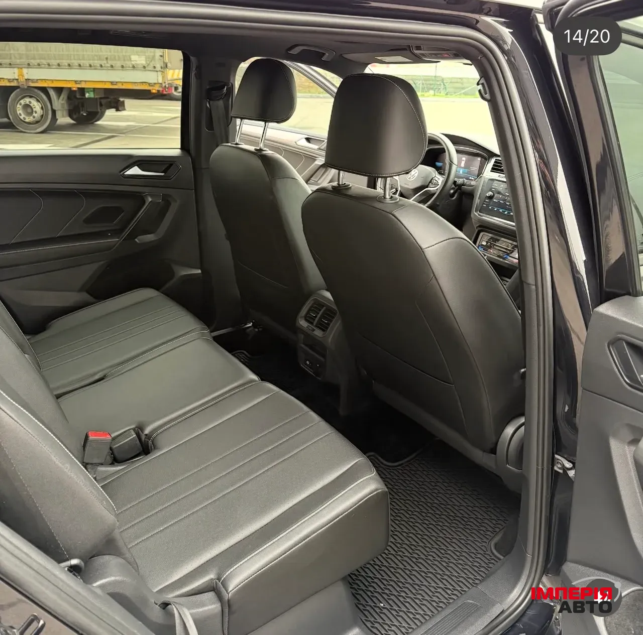 Volkswagen Tiguan R - фото 8