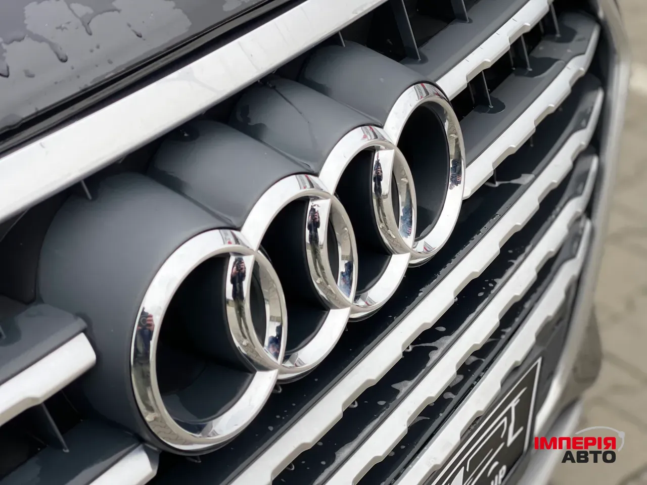 Audi Q7 - фото 22