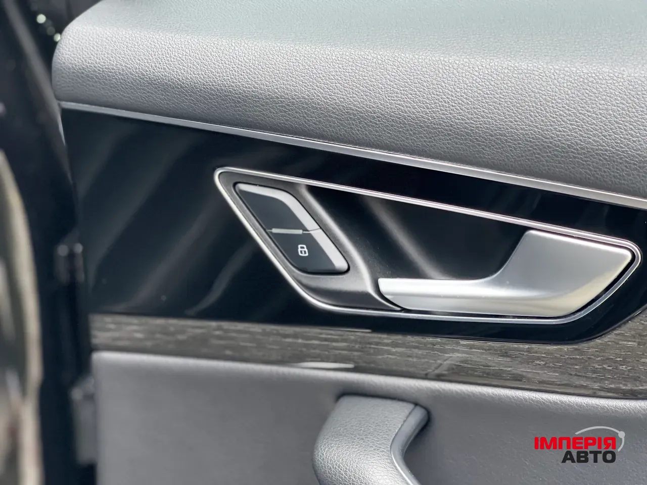 Audi Q7 - фото 50