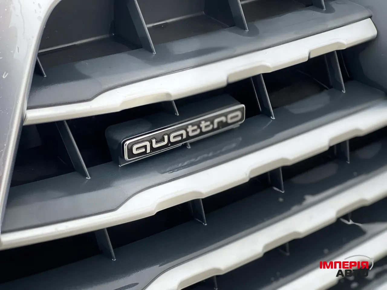 Audi Q7 - фото 21