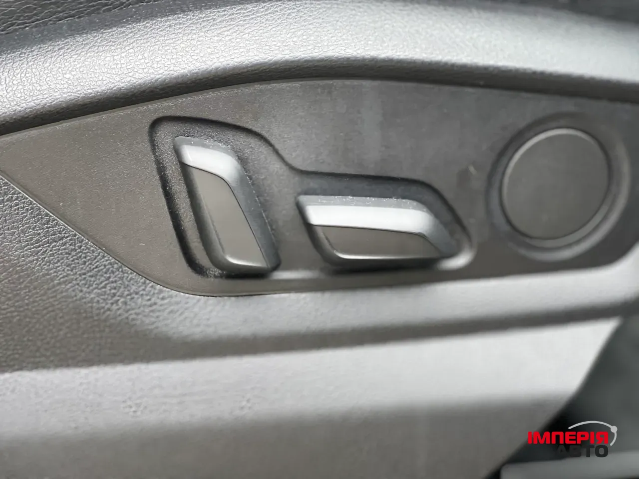 Audi Q7 - фото 54