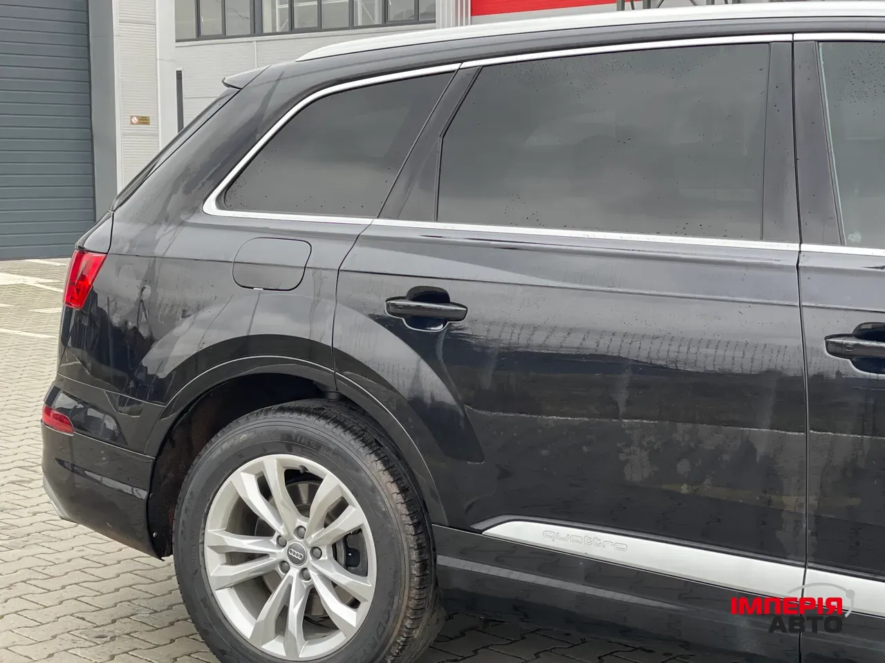 Audi Q7 - фото 8