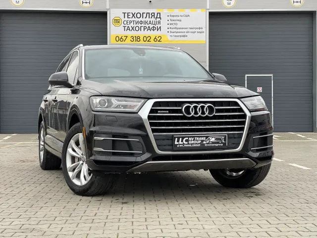 Audi Q7 - фото 1