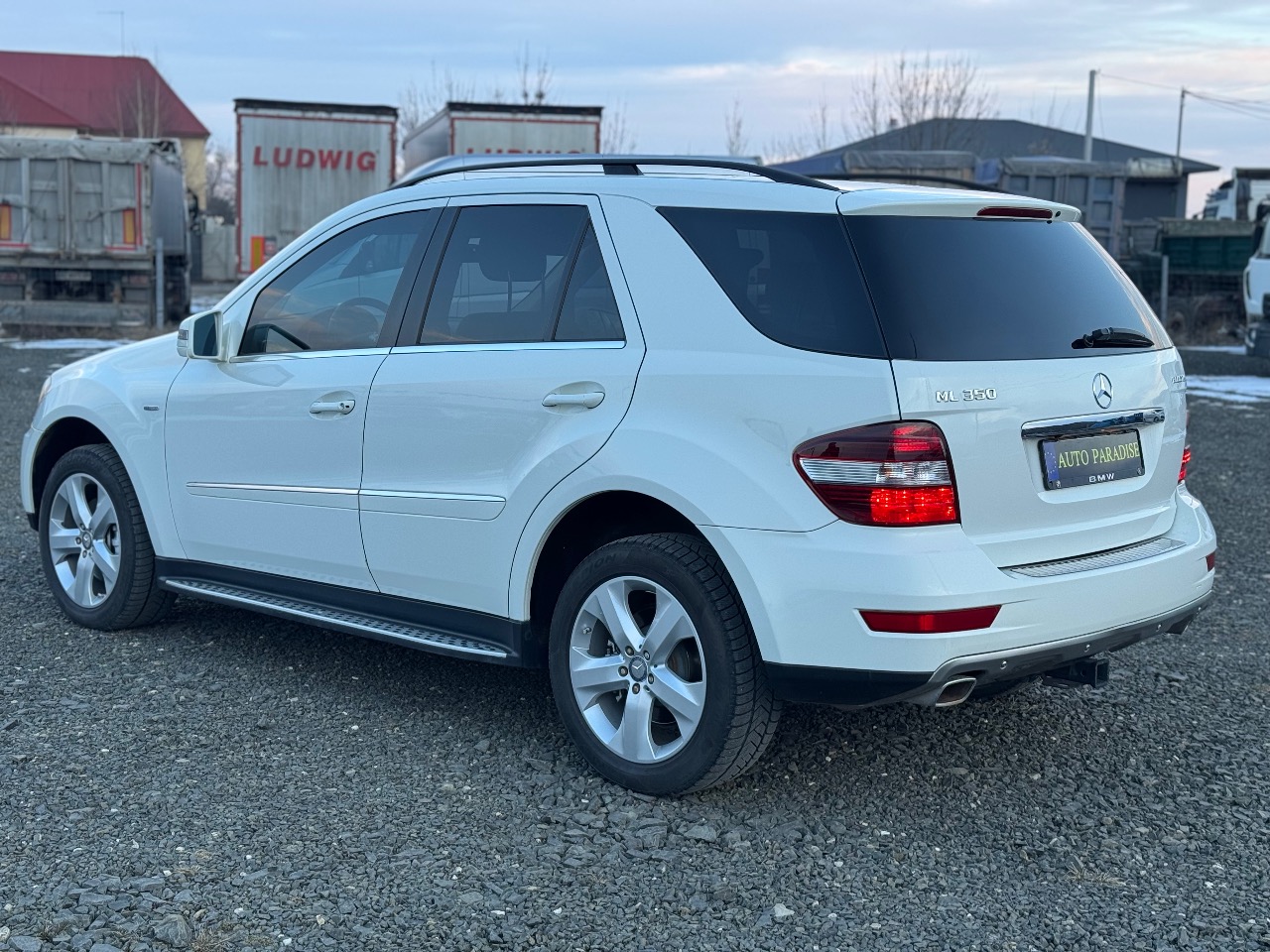 Mercedes-Benz M-Класс - фото 14