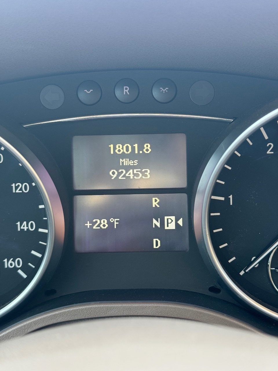 Mercedes-Benz M-Класс - фото 18