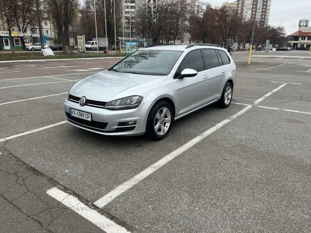 Volkswagen Golf - фото 1