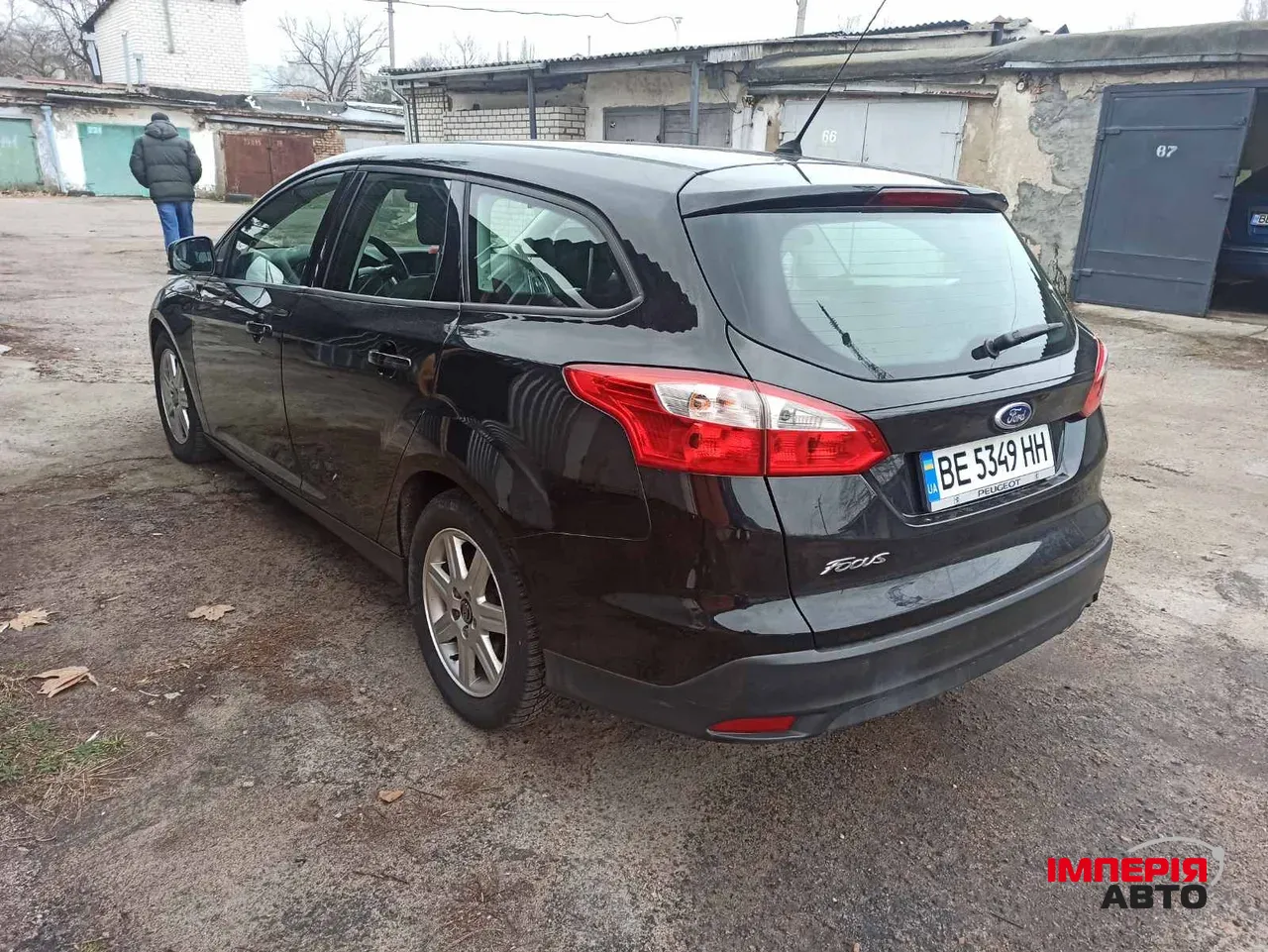 Ford Focus - фото 19