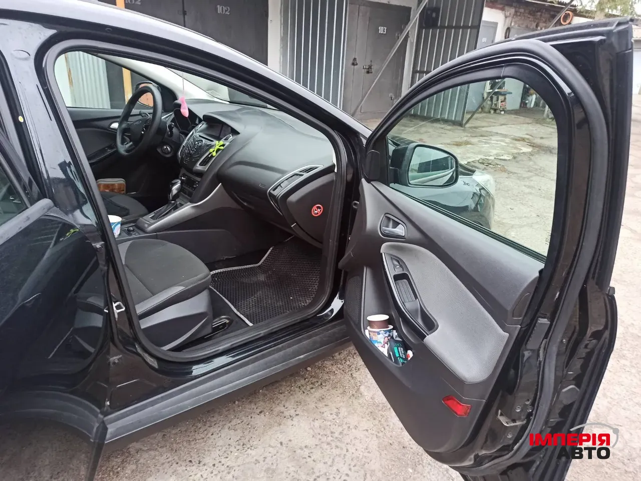 Ford Focus - фото 5