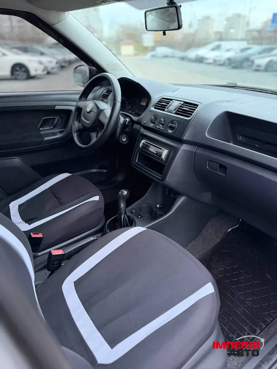 Skoda Fabia - фото 9