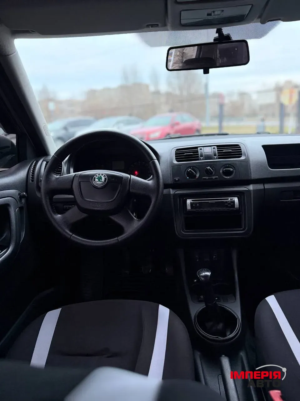 Skoda Fabia - фото 8