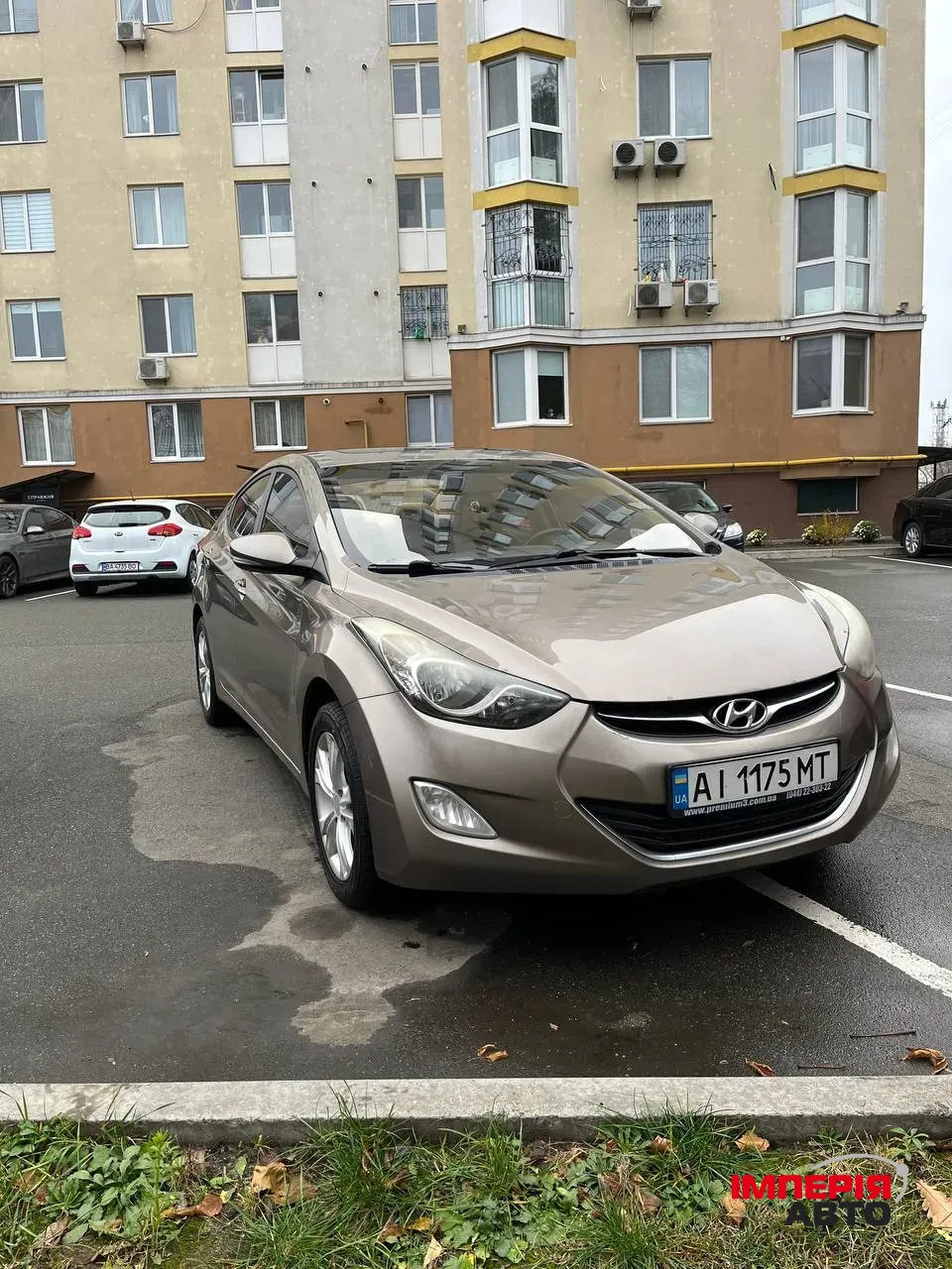 Hyundai Elantra - фото 2