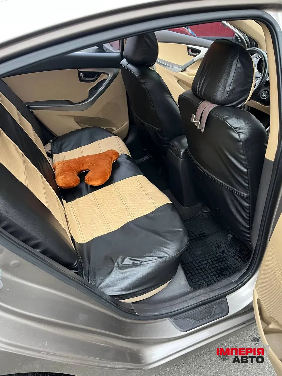 Hyundai Elantra - фото 13