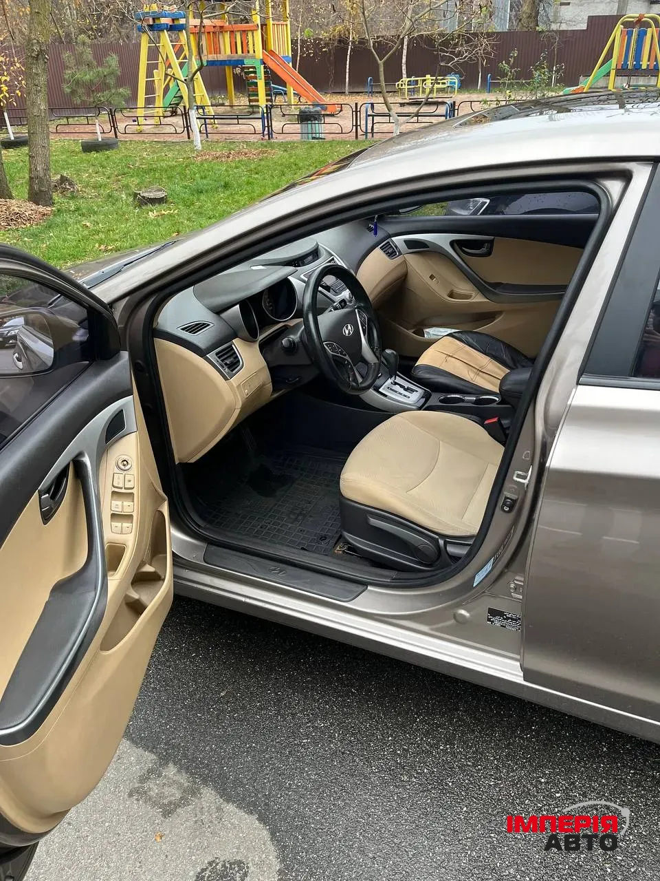 Hyundai Elantra - фото 9