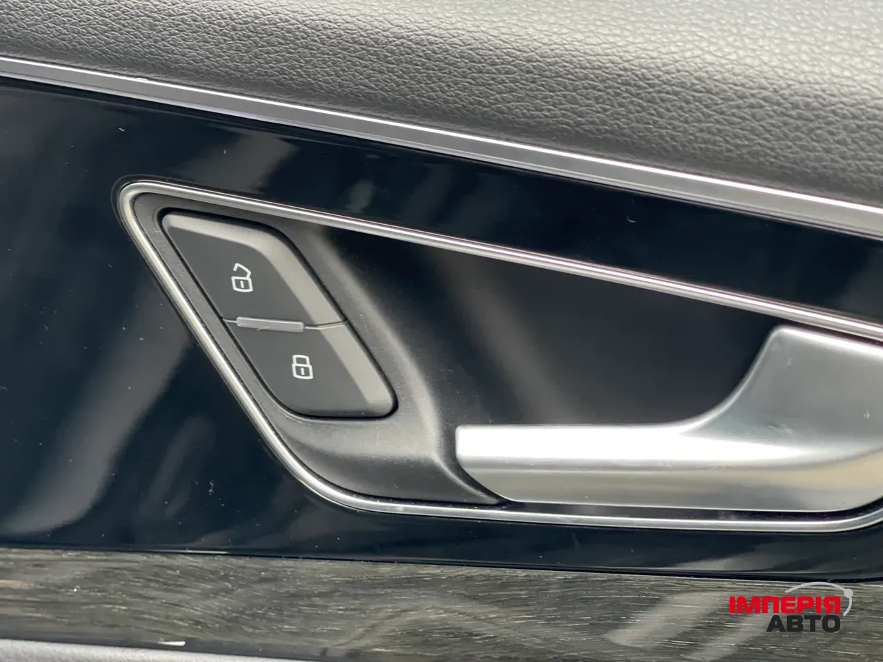 Audi Q7 - фото 60