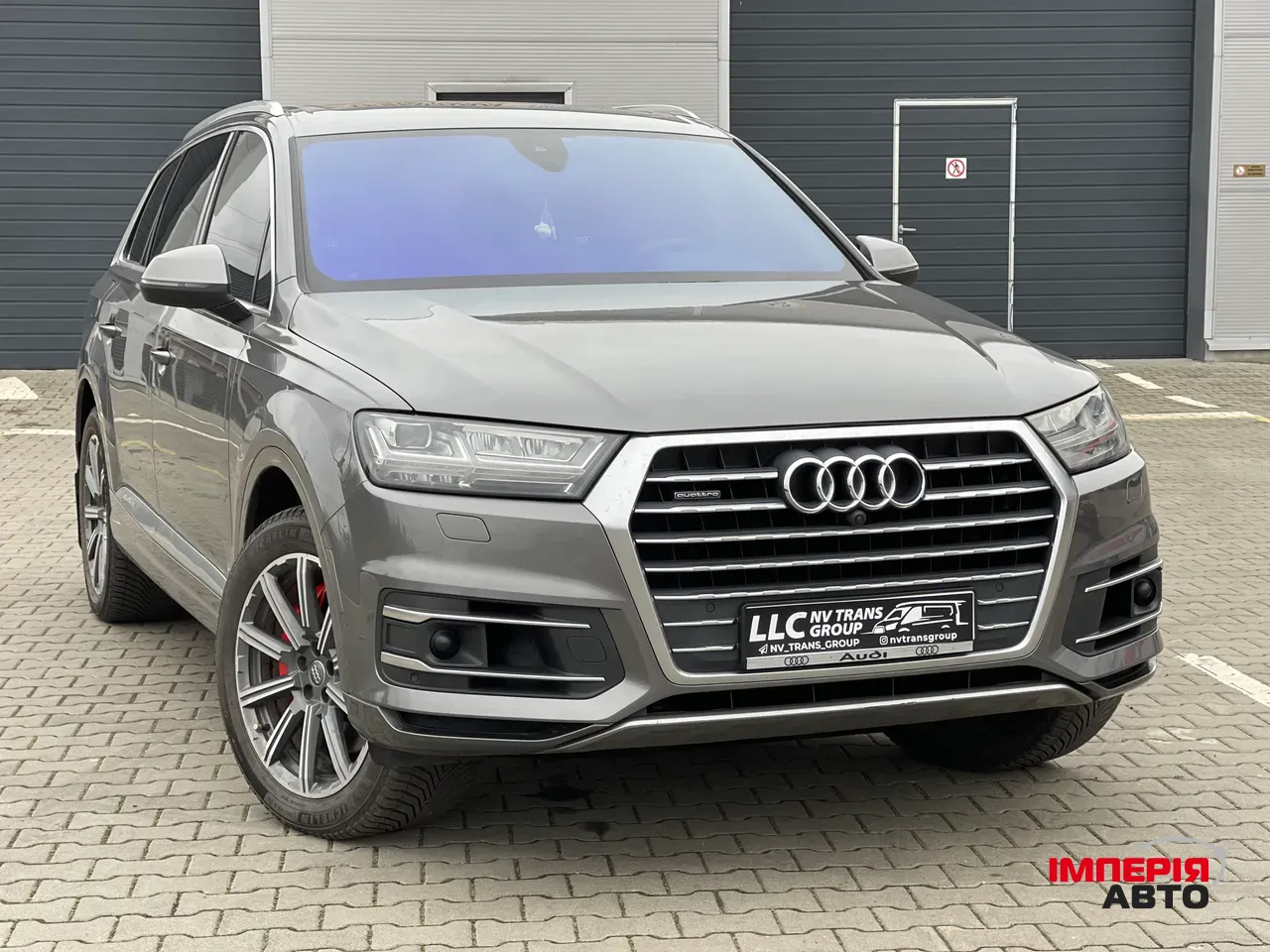 Audi Q7 - фото 3