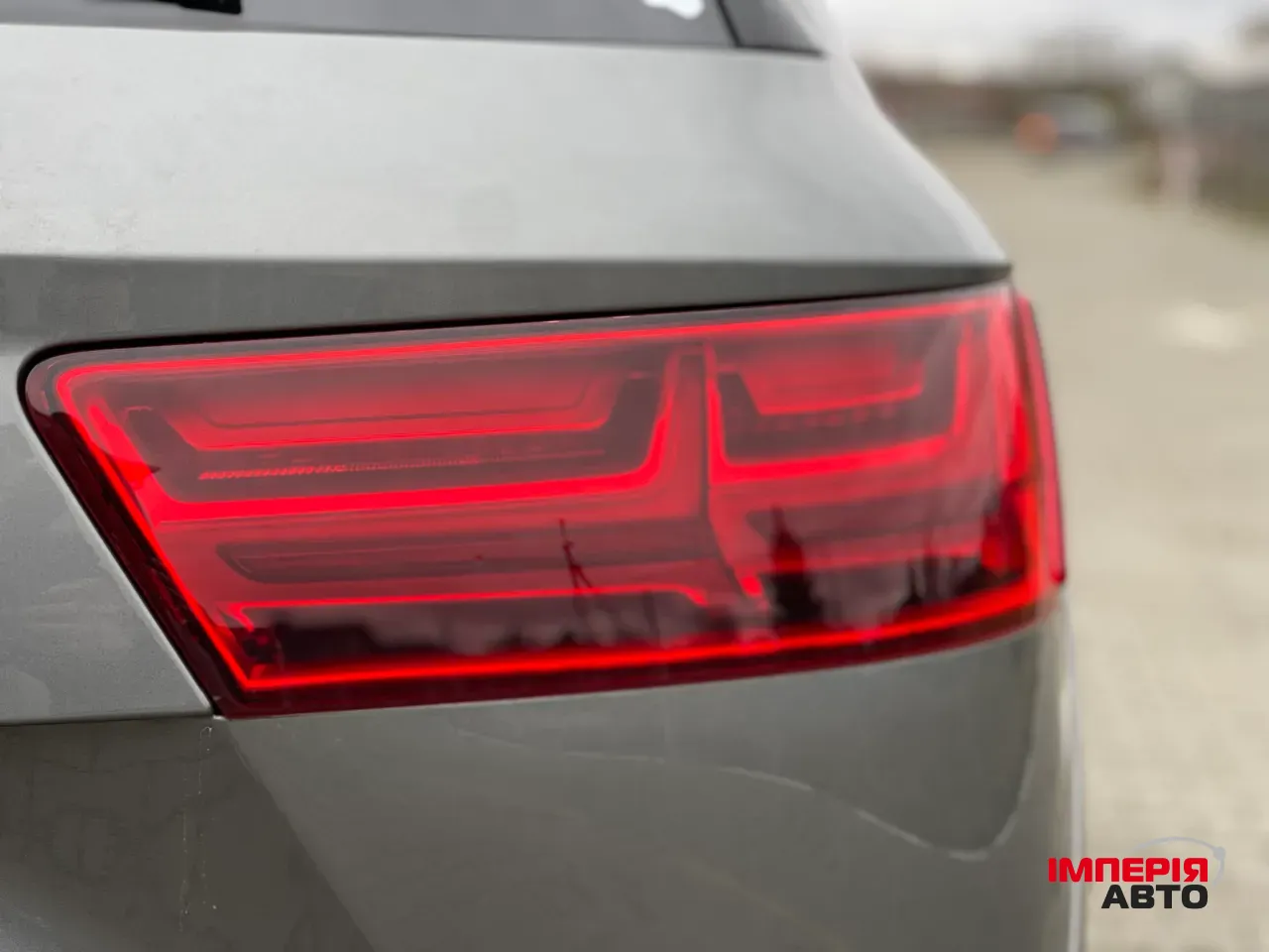 Audi Q7 - фото 27