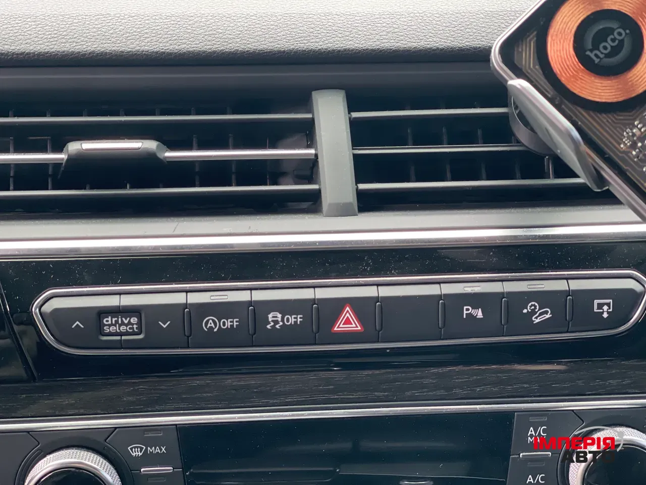 Audi Q7 - фото 47