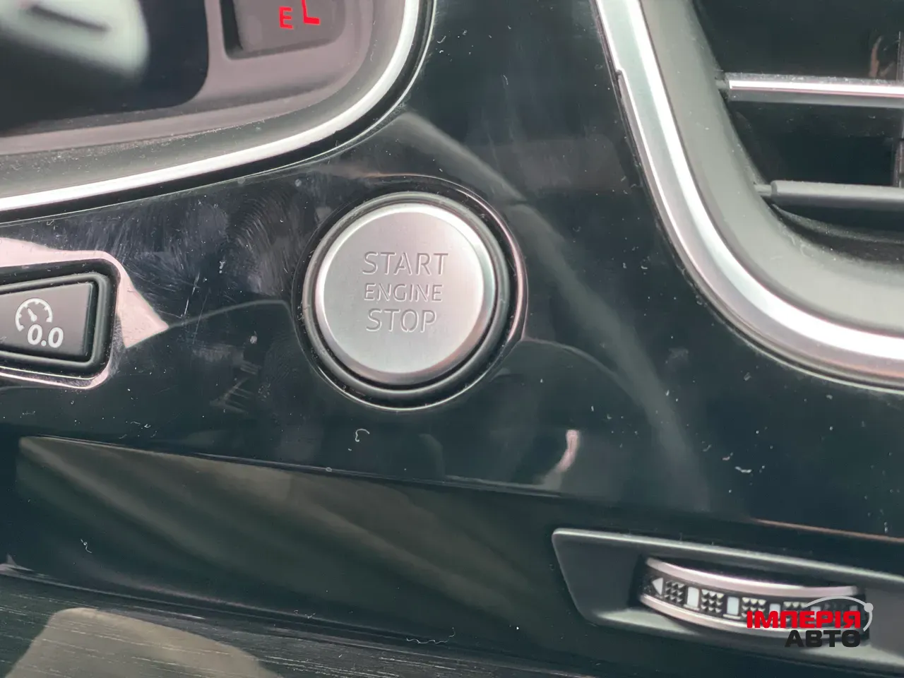 Audi Q7 - фото 42