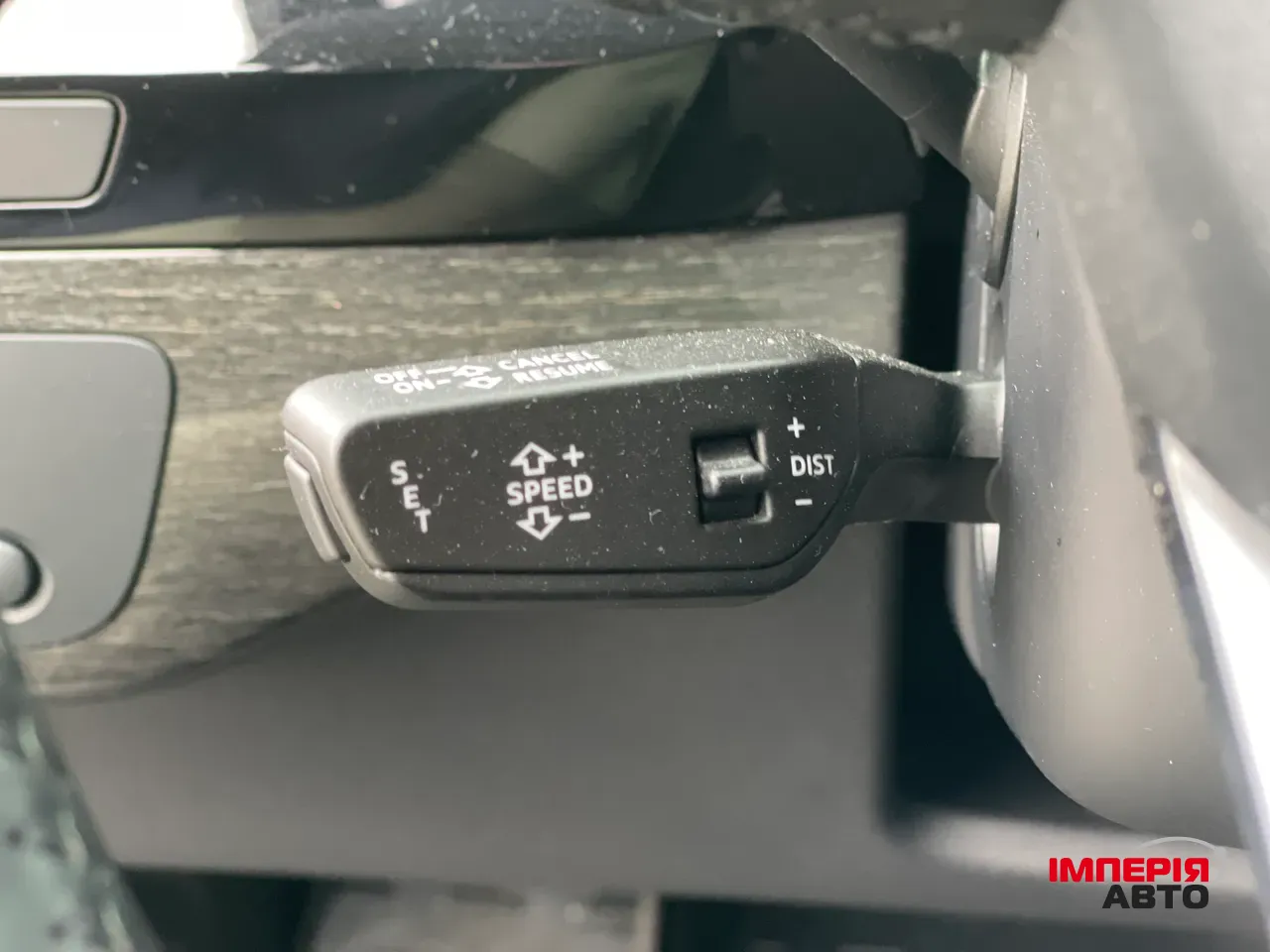 Audi Q7 - фото 39