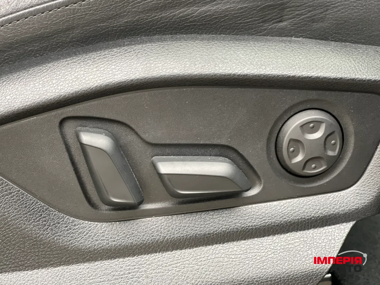 Audi Q7 - фото 59