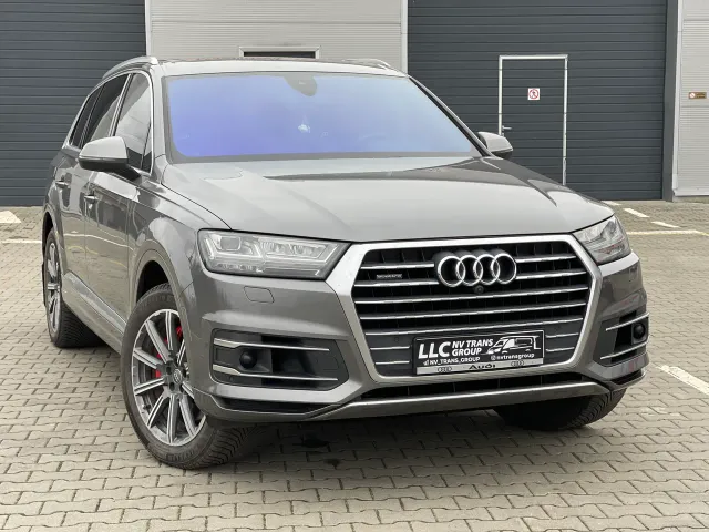 Audi Q7 - фото 3