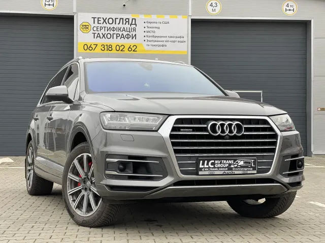 Audi Q7 - фото 4