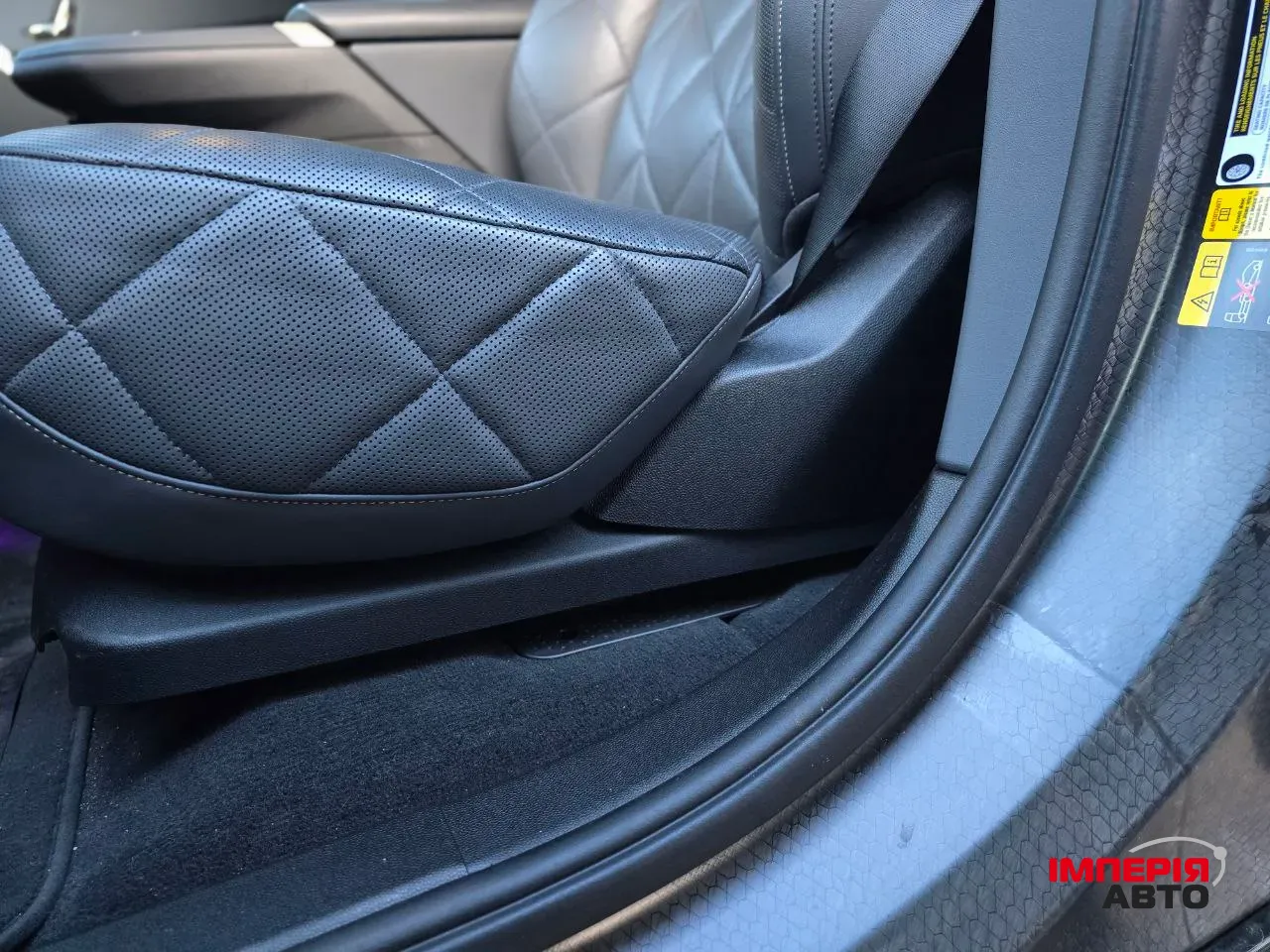 BMW iX - фото 25