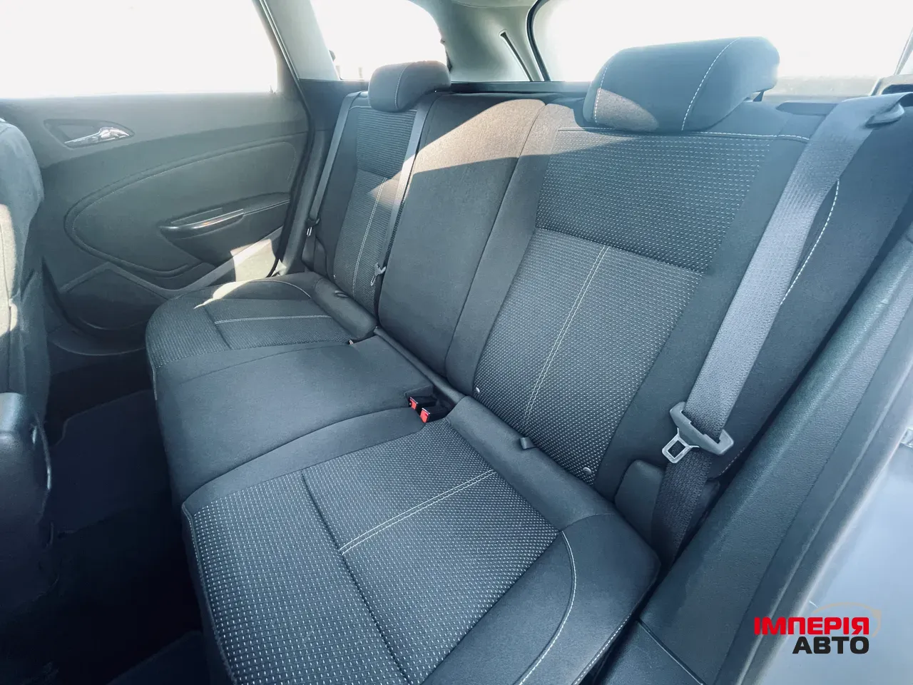 Opel Astra - фото 35